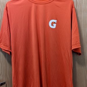 Gatorade Workout Shirt Mens Large (Fits Mens Medium)